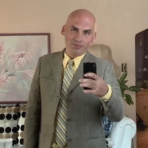 Meet your Posher, Bekim